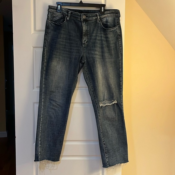 Seethrusoul Distressed High Rise Straight Leg Jeans (32) - Picture 1 of 5